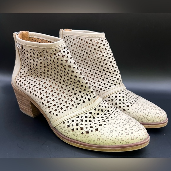 Pikolinos-‎ Women's Cream Ankle Boots, Size:38, Pre- Owned - Picture 1 of 10